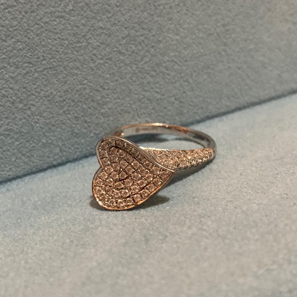 Silver heart ring - Picture 1 of 10
